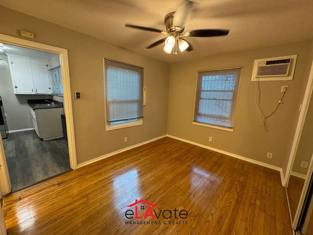 10822 Ventura Blvd. - Photo 2 of 15