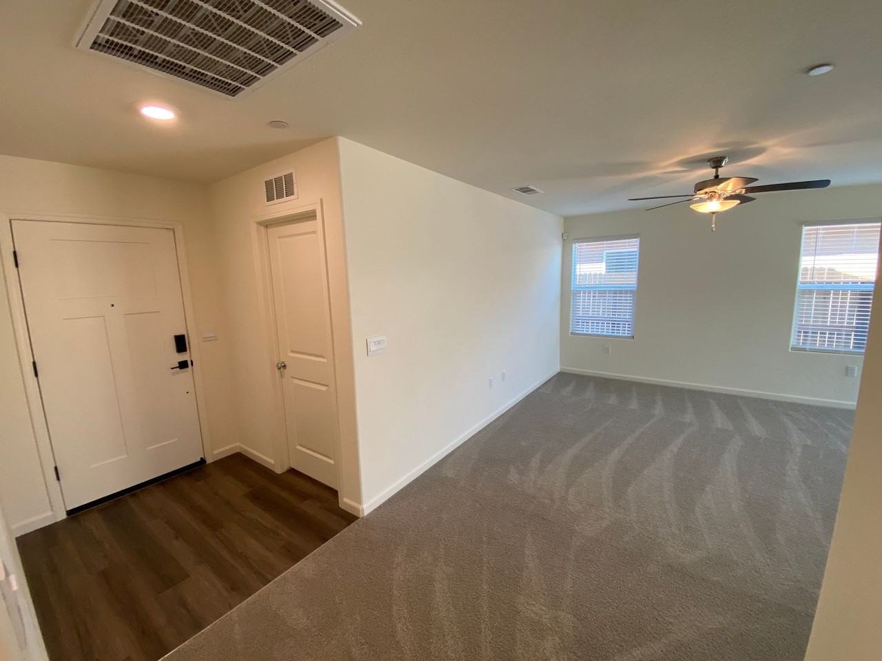 494 Blue Ridge St - Photo 4 of 32