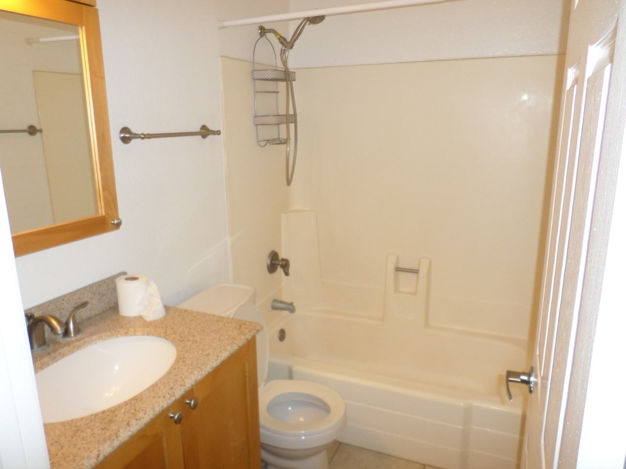 1808 N 32nd St #101 - Photo 4 of 23