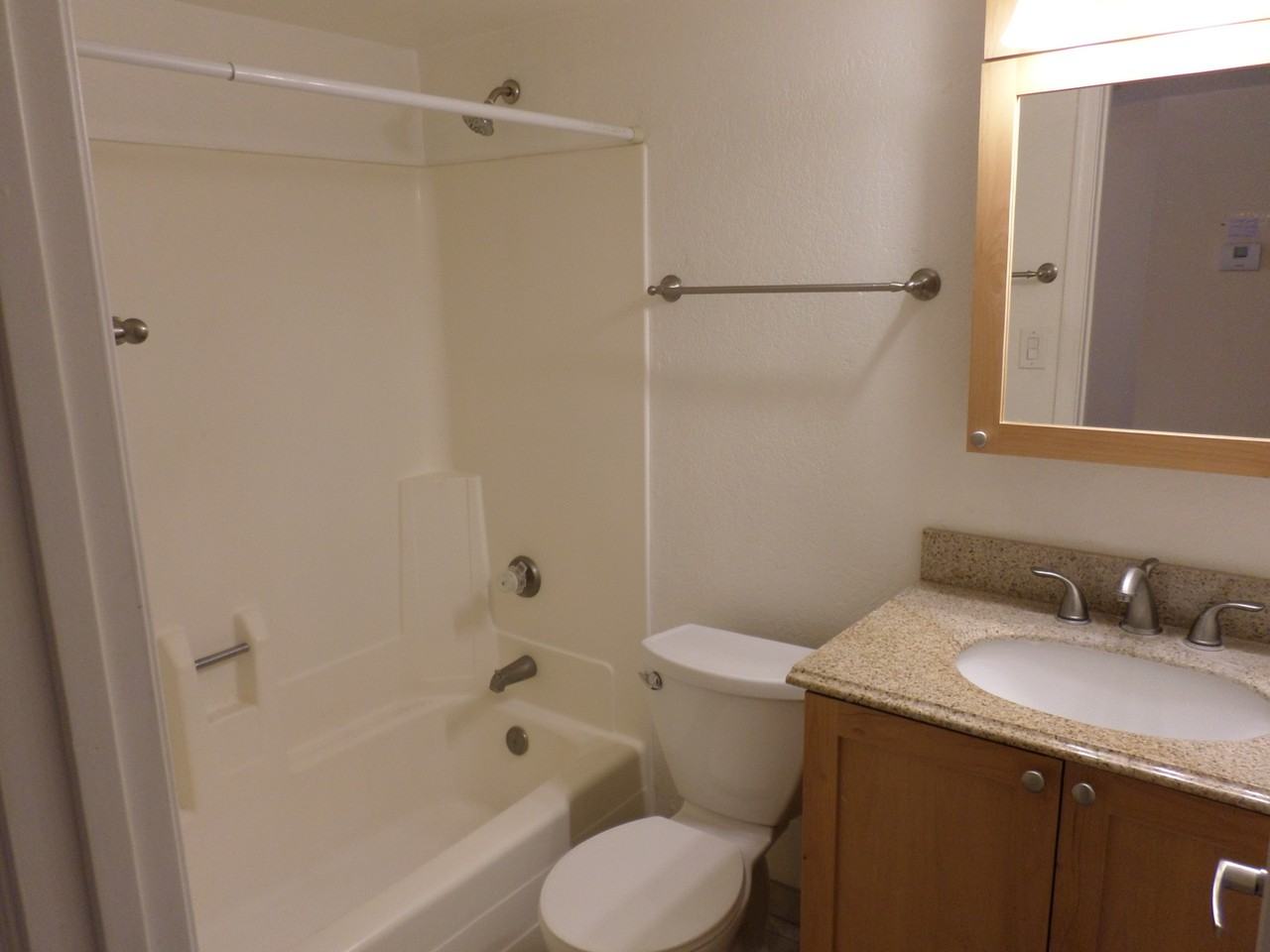 1808 N 32nd St #101 - Photo 5 of 23