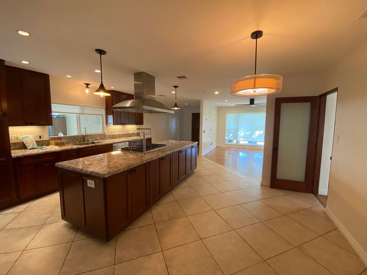 7040 Neri Dr - Photo 4 of 31