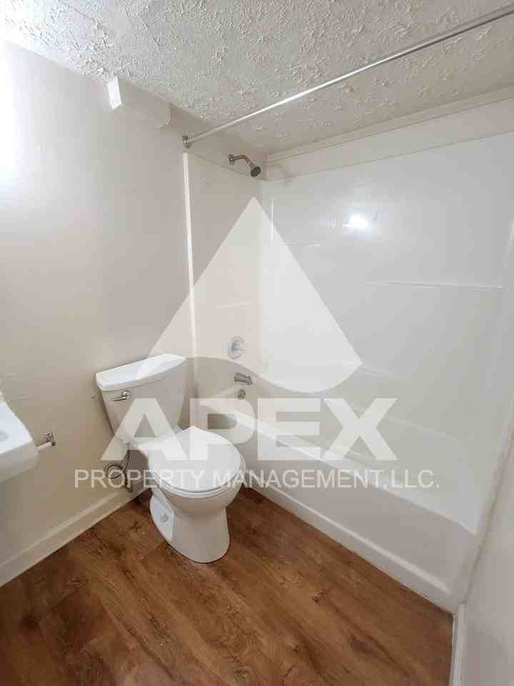 2927 Whittle Springs Road - Photo 7 of 28