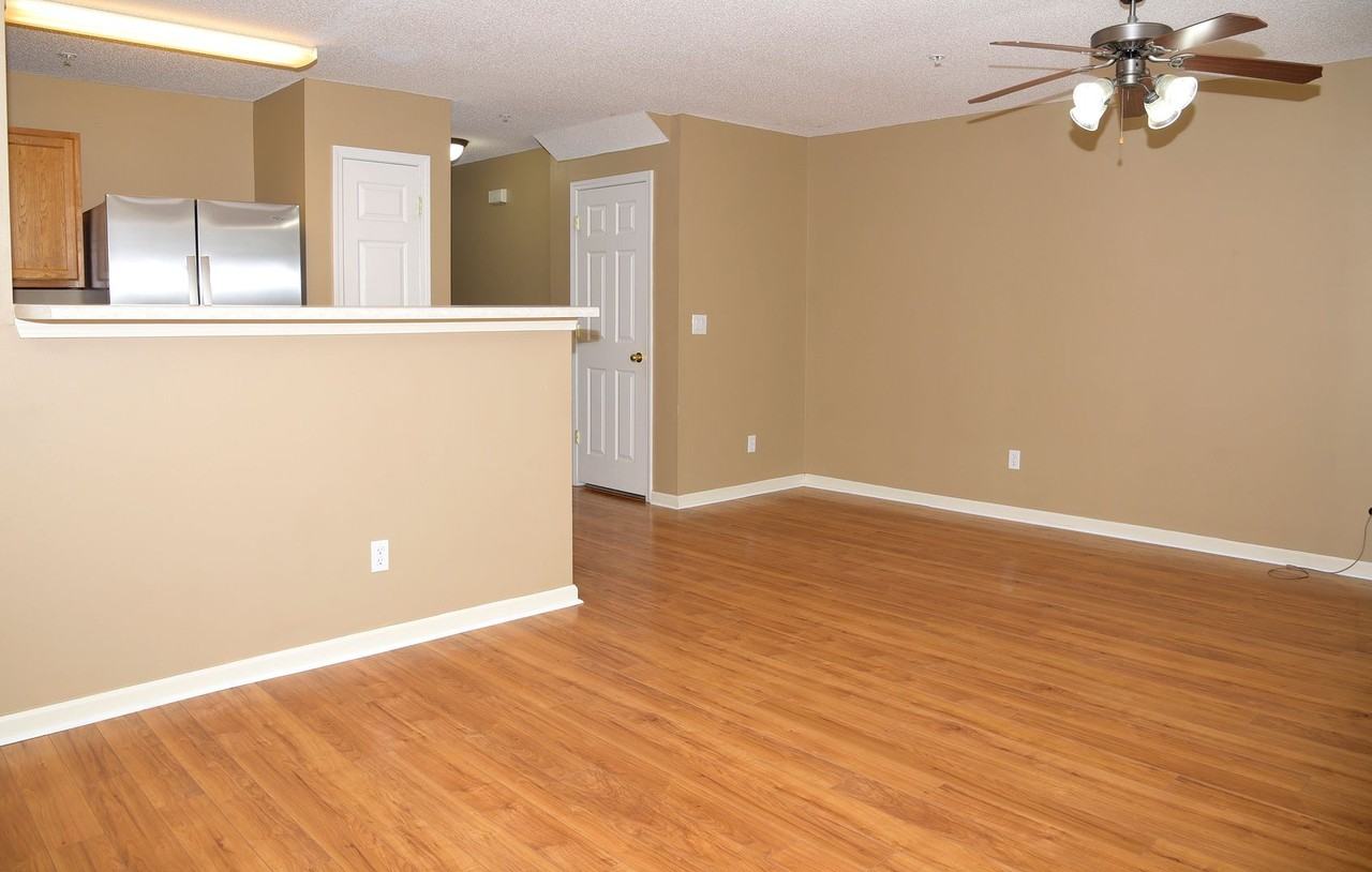 406 Crooked Pine Trl - Photo 6 of 17