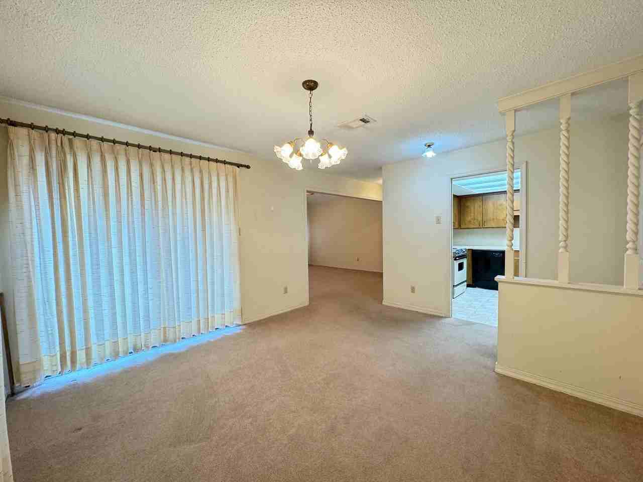 2409 Melody Ln - Photo 3 of 18