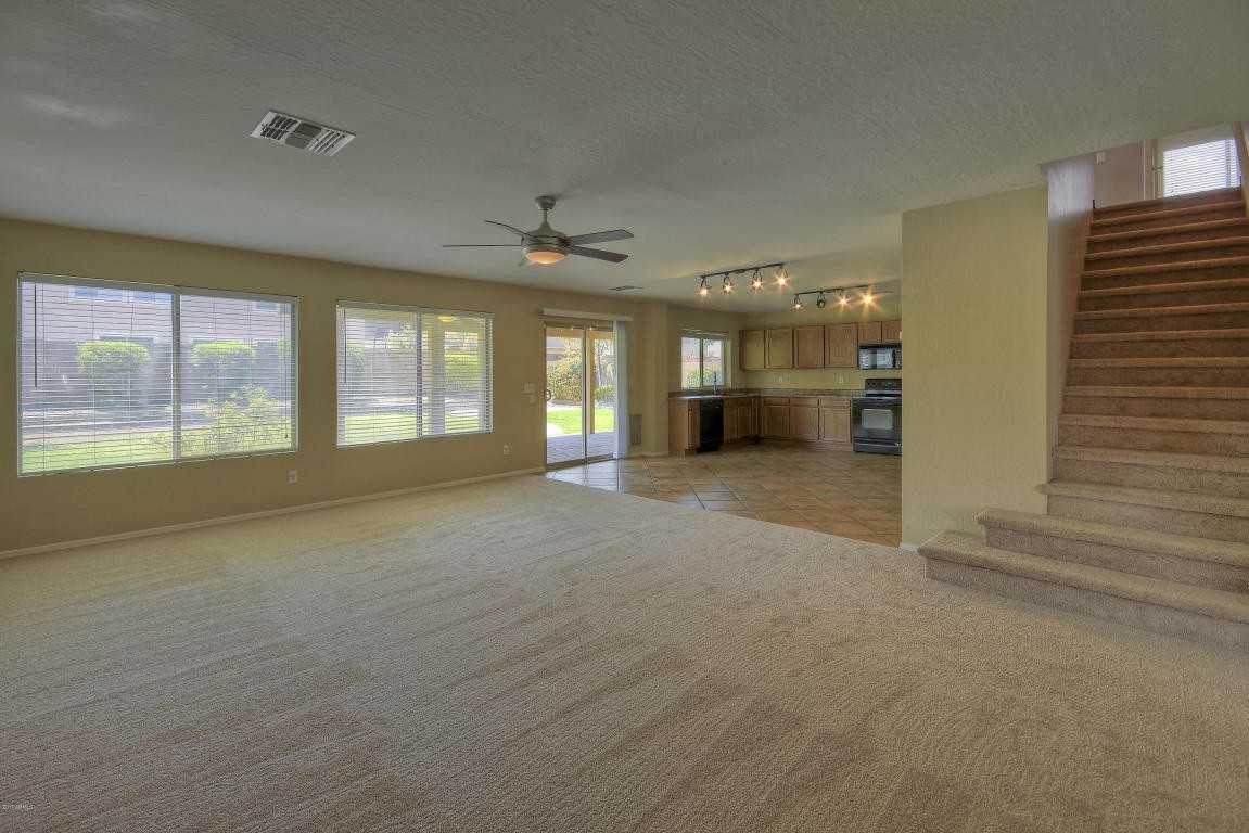 2915 W Carson Rd - Photo 6 of 11