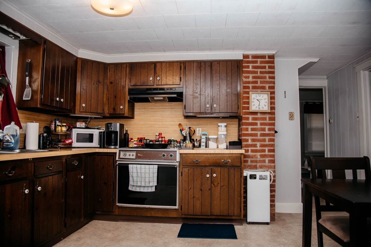 212 Maytown Rd - Photo 3 of 8