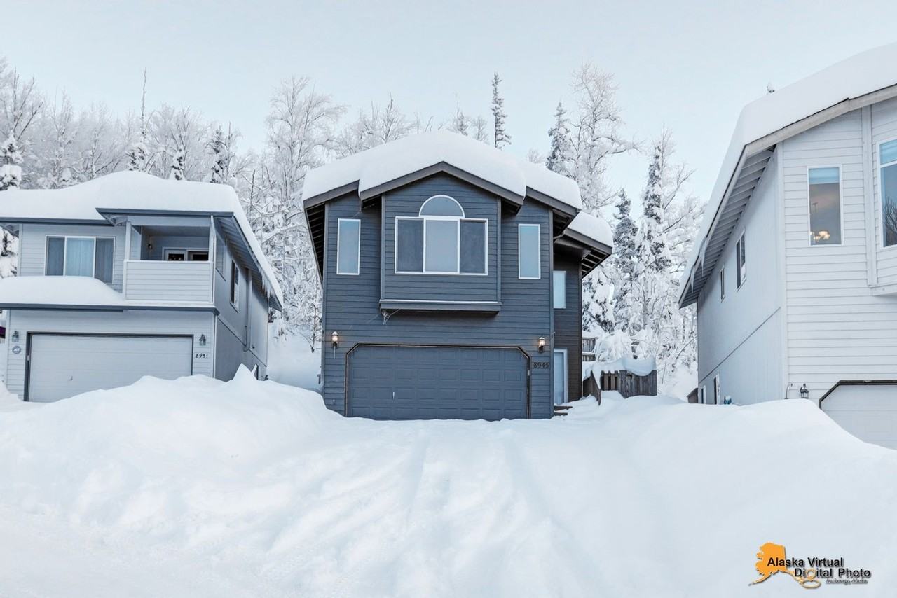 8945 Birch Park Cir - Photo 2 of 36