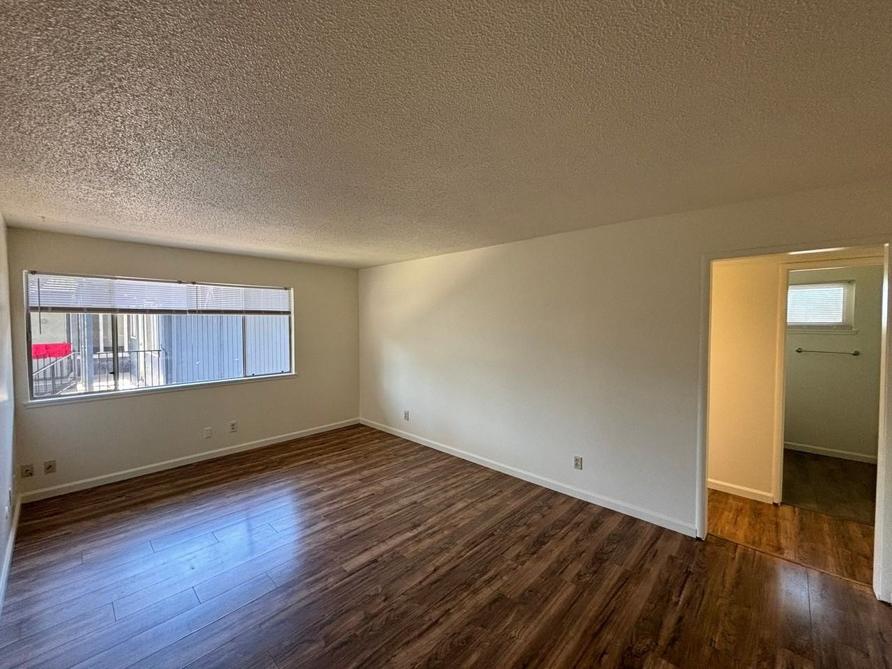 604 - Photo 2 of 5