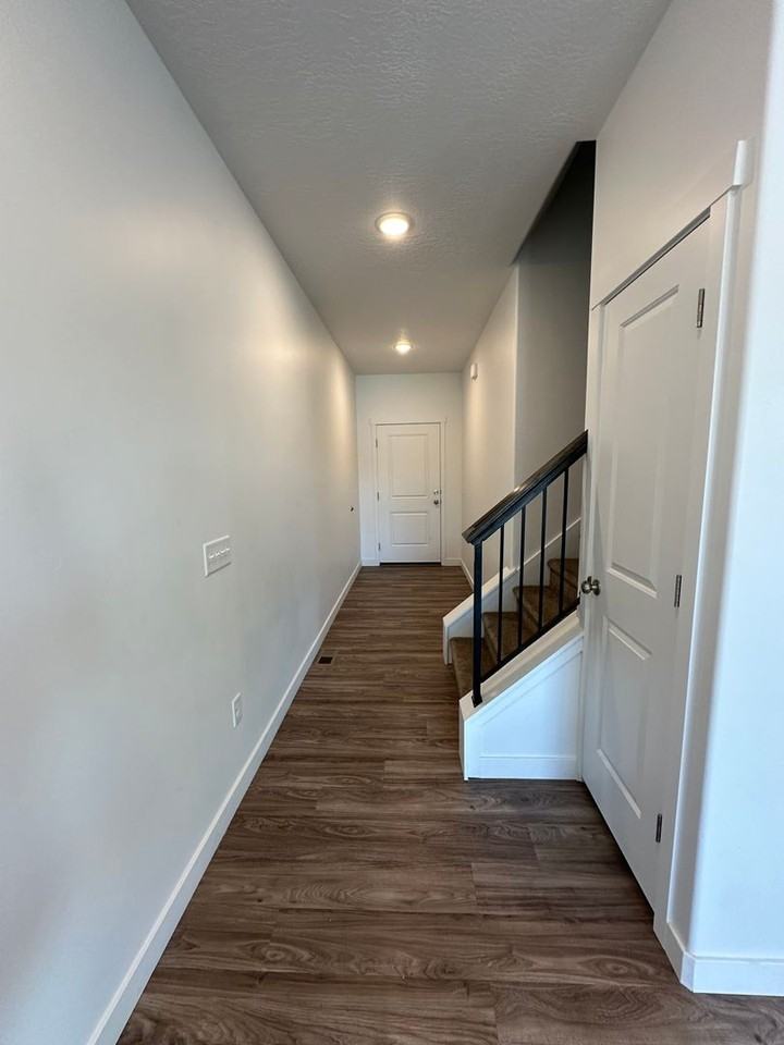 3371 W Sanctuary Ct - Photo 3 of 20