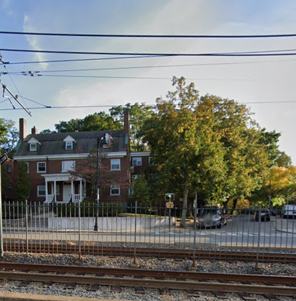 2016 Commonwealth Ave - Photo 6 of 7