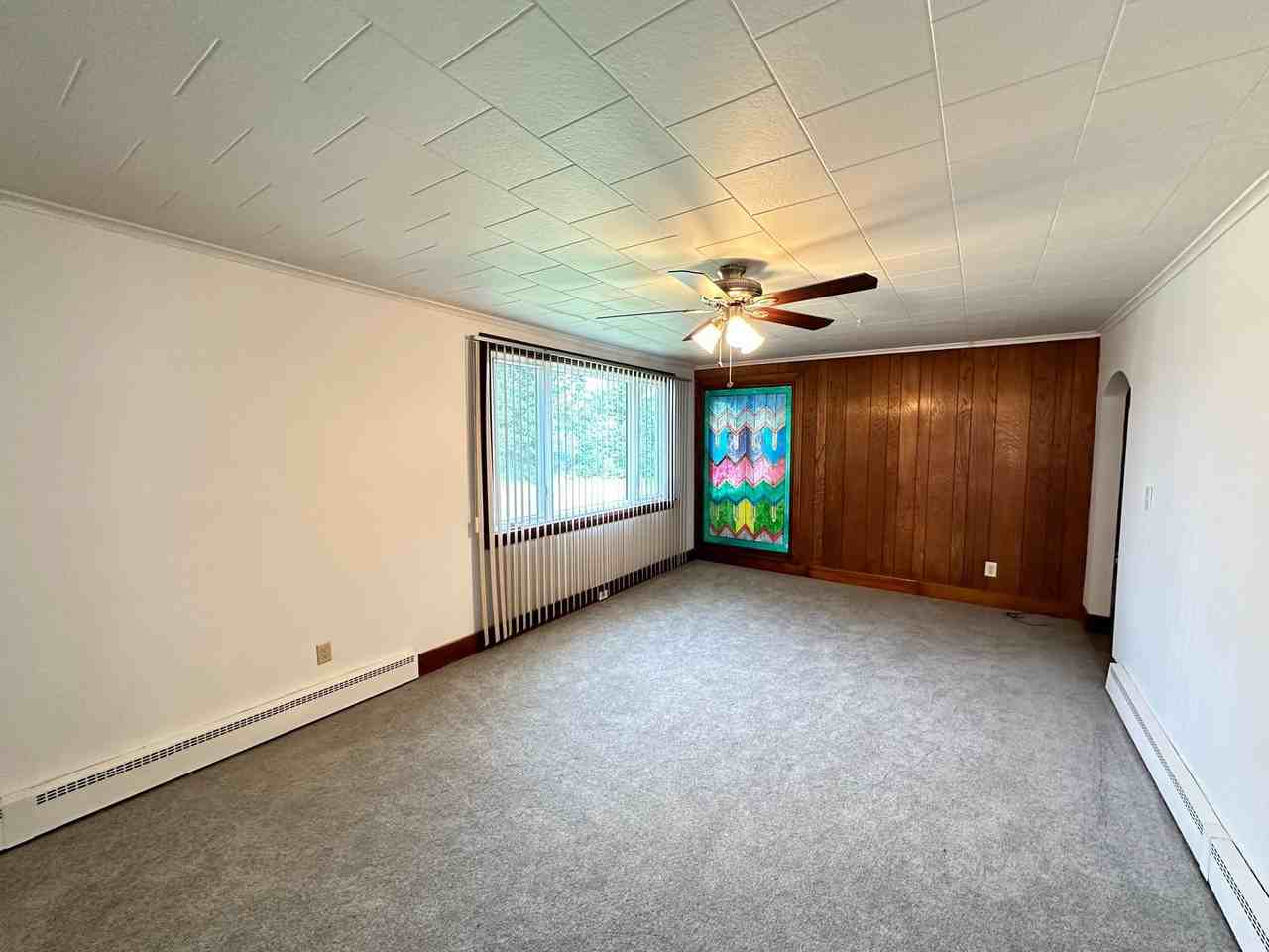 105 5th Ave - Photo 3 of 18