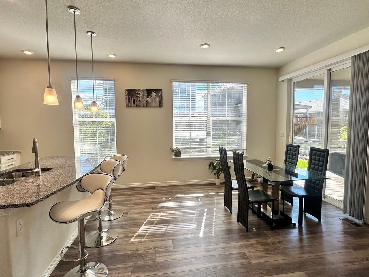 3224 Pacific Peak Dr - Photo 3 of 43