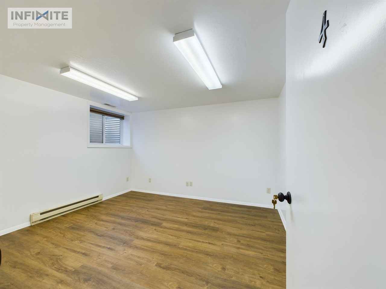 161 W Madison Ave - Photo 5 of 28