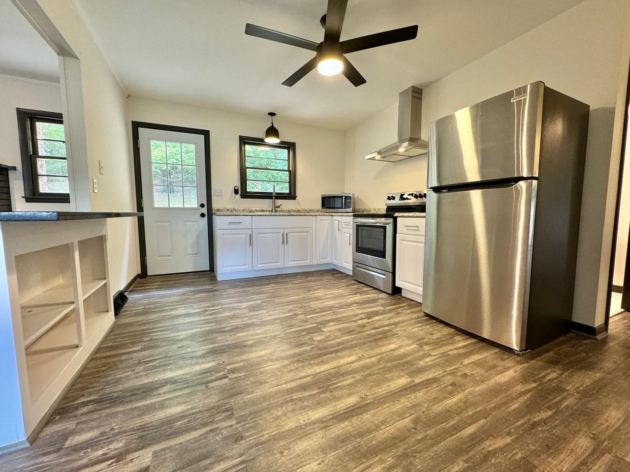 2256 S Berrys Chapel Rd - Photo 6 of 20