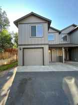 Townhome in SW Redmond - Photo 1 of 1