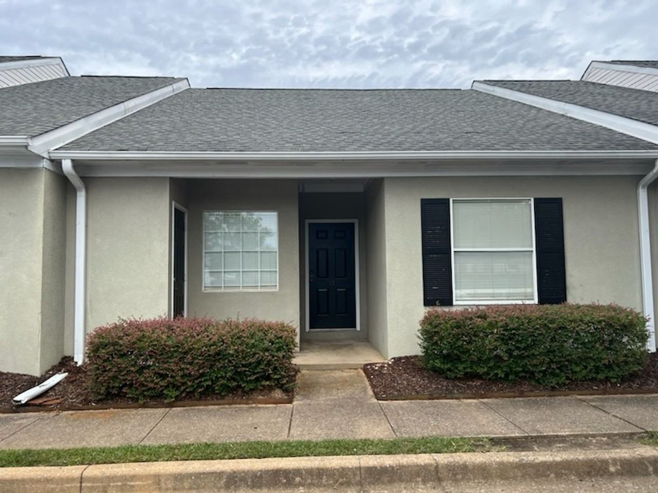 11 Thornbury - Photo 3 of 19