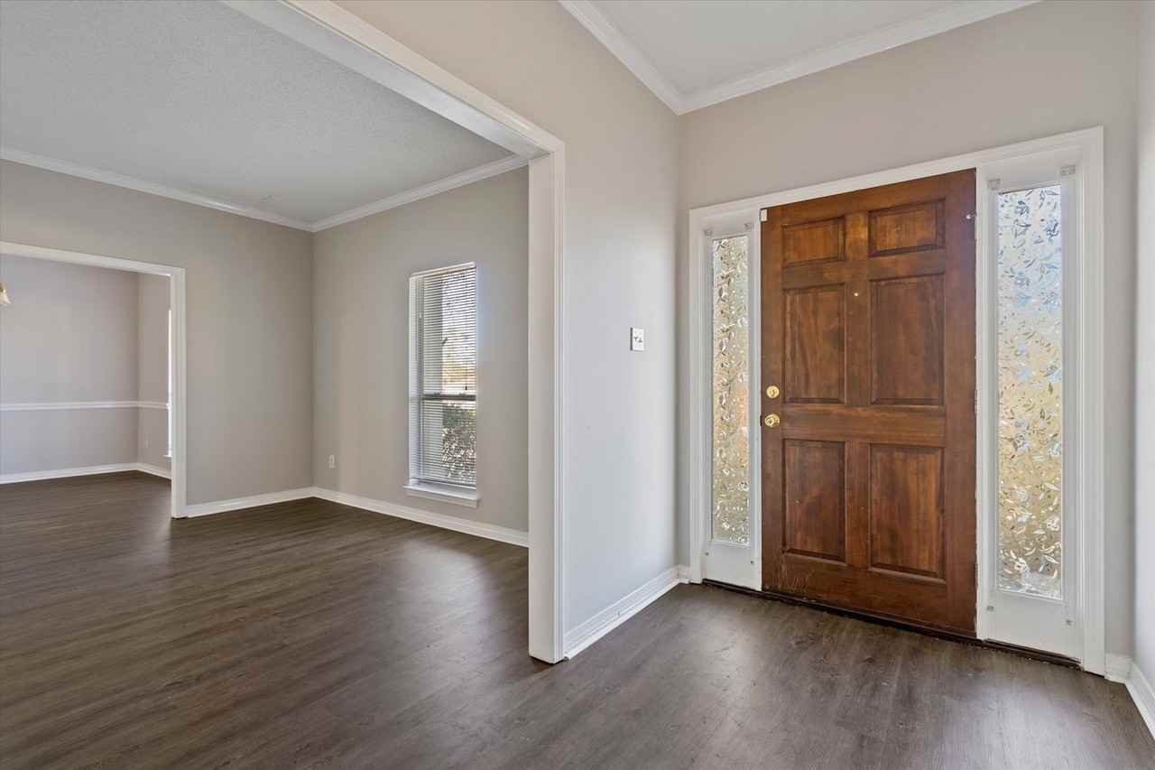 7491 Quency Dr - Photo 2 of 22