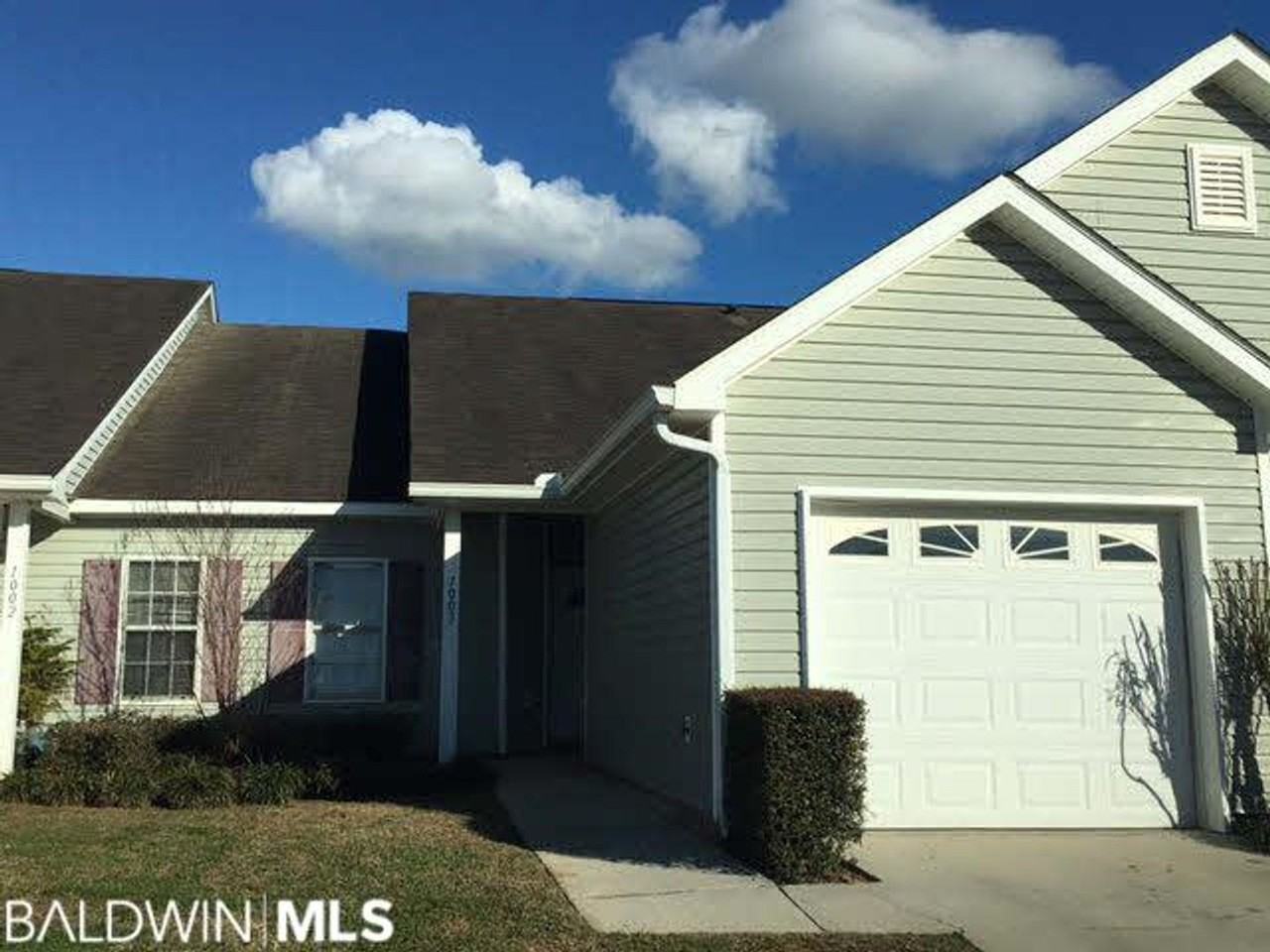 Victoria Place 2651 S Juniper St, Foley, AL 36535 Apartment for