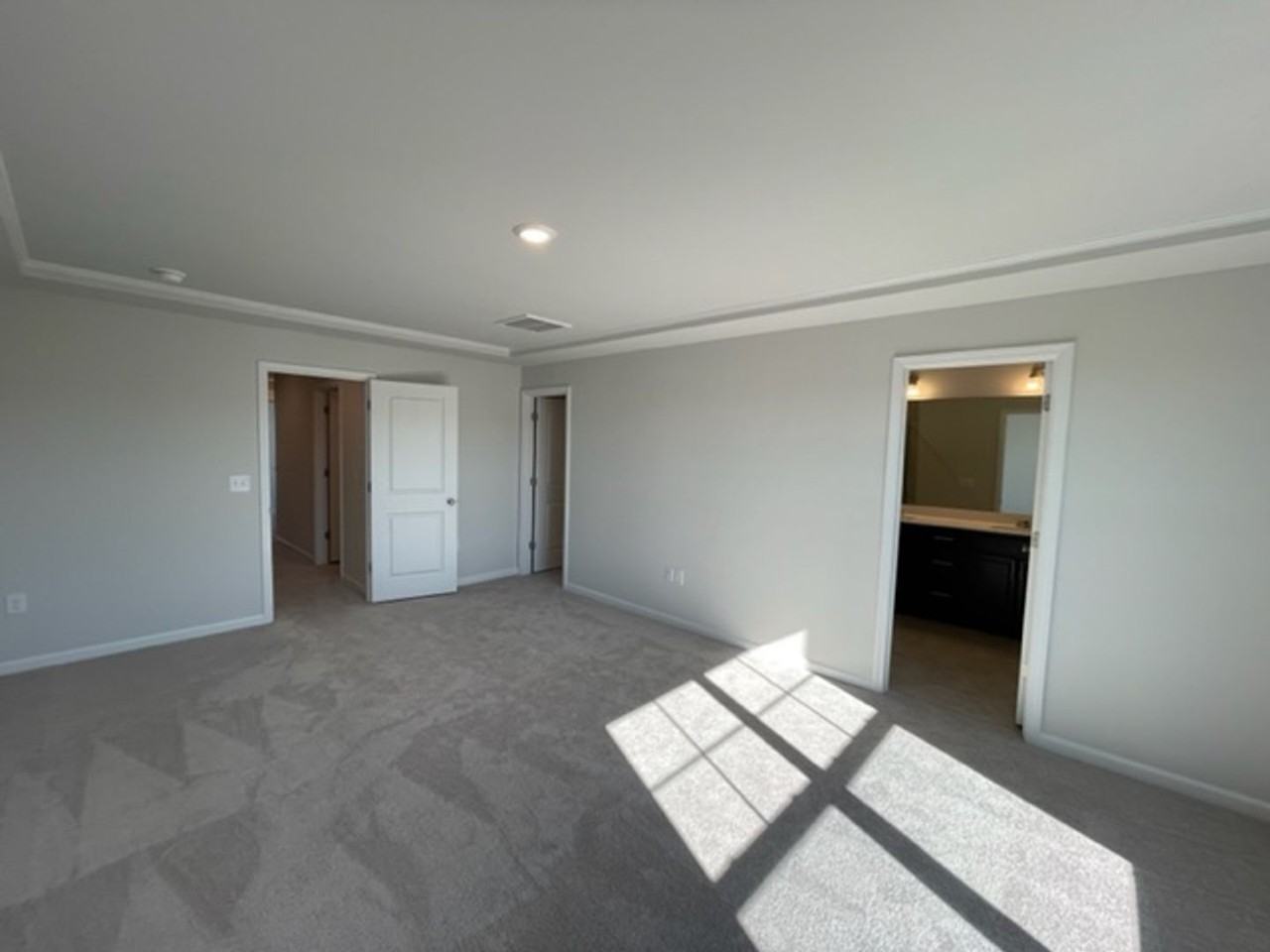 5010 Tura St - Photo 3 of 27