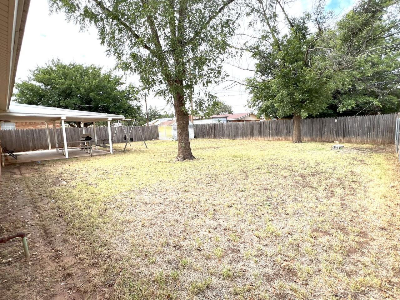 5540 18th St - Photo 6 of 19