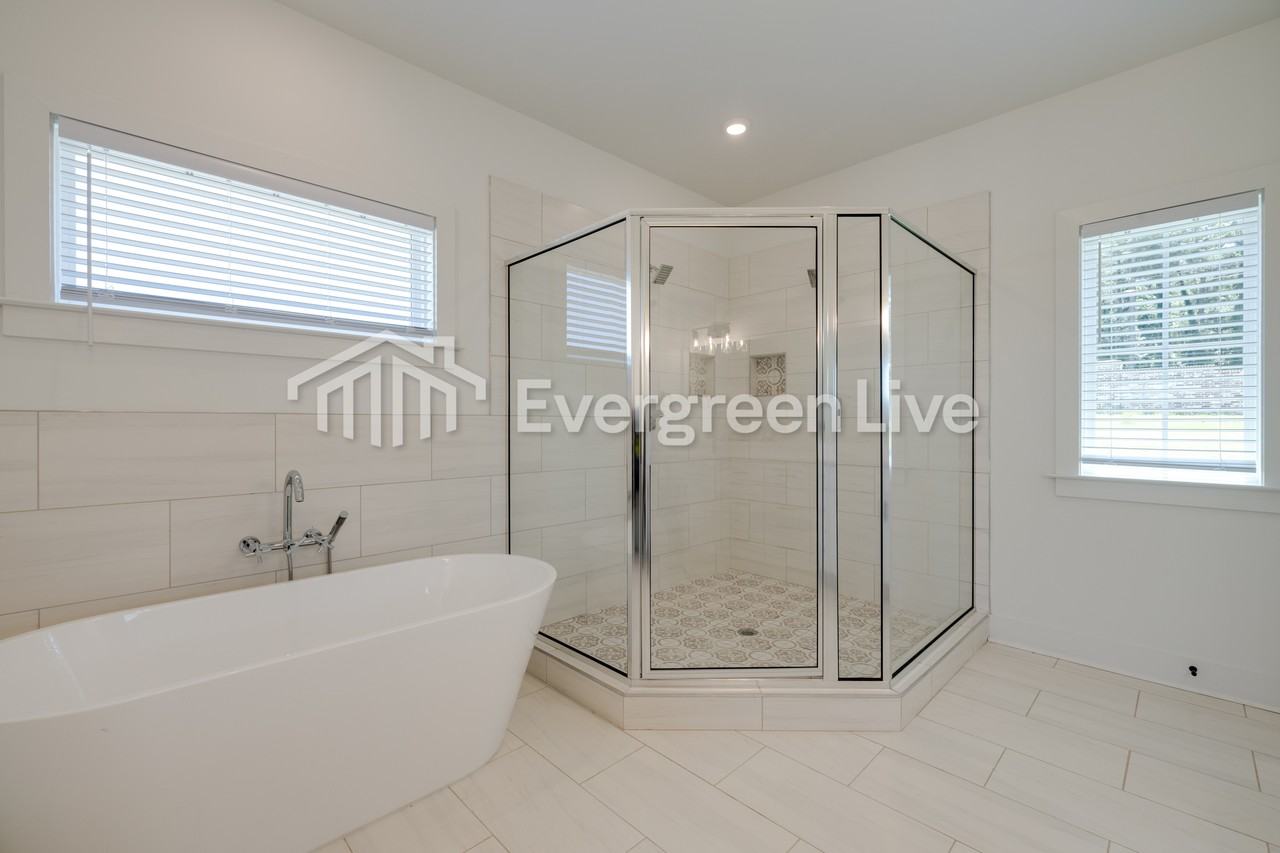 4093 Mcswain Cv - Photo 6 of 40
