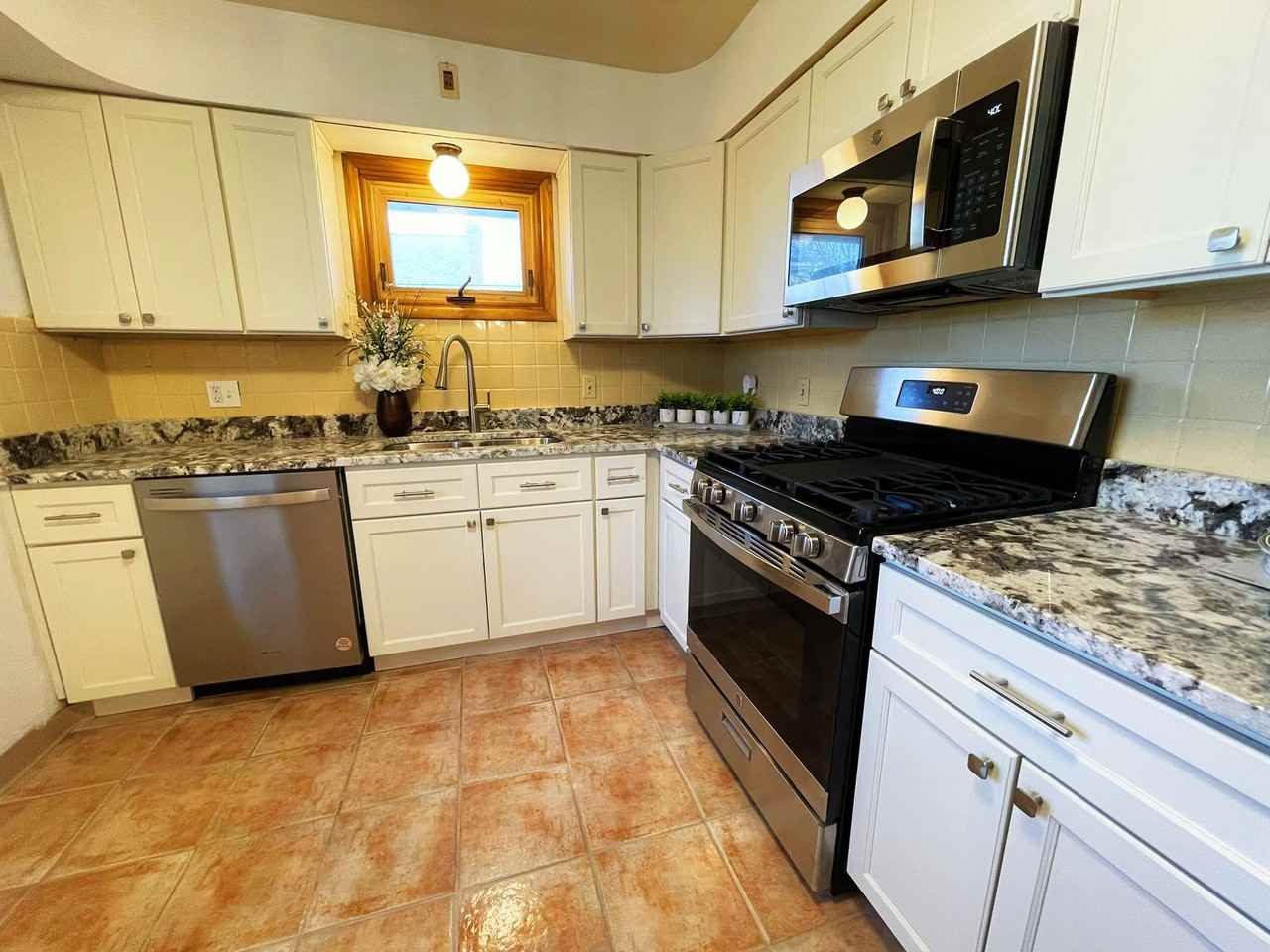 2513 Carson Rd #NA - Photo 2 of 12