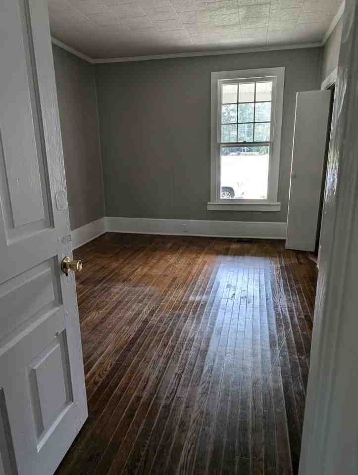 510 Woodard St Ne #NA - Photo 5 of 12