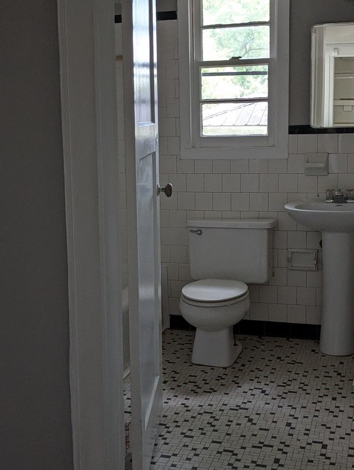 510 Woodard St Ne #NA - Photo 6 of 12