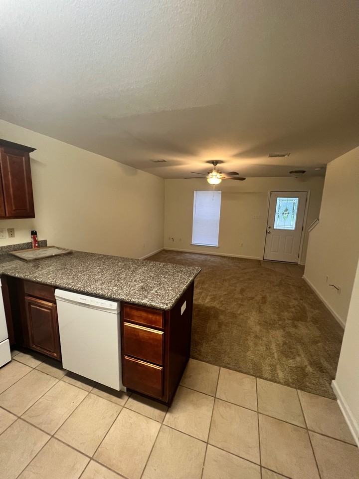 13126 Tracewood Dr #A - Photo 3 of 8