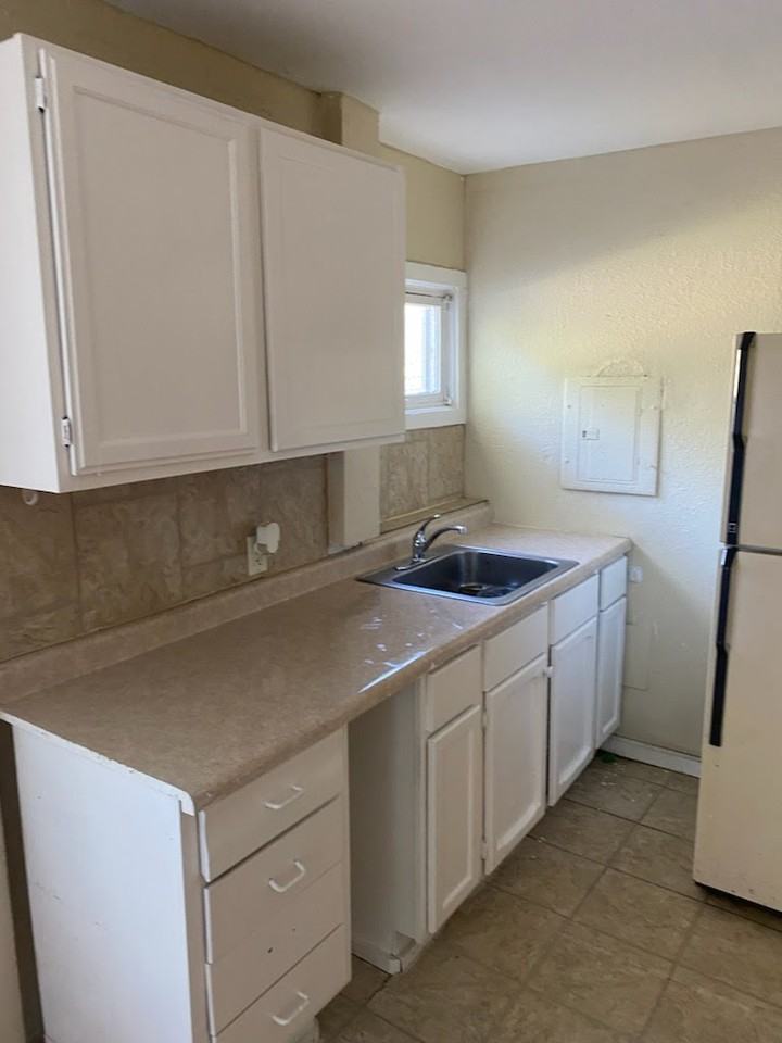 3664 Burr St #3664 - Photo 4 of 6