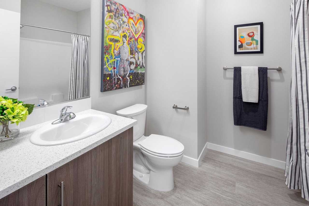 Rose City Flats: New Apartments near the Iconic Hollywood District - Photo 7 of 24