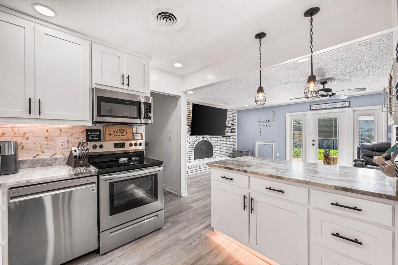 33 Silva Dr NW - Photo 2 of 16