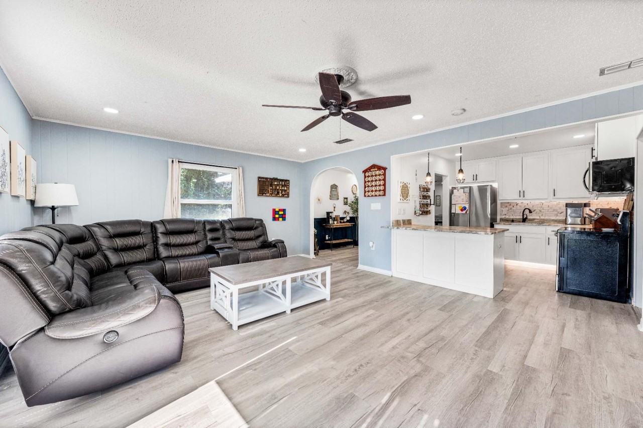 33 Silva Dr NW - Photo 3 of 16