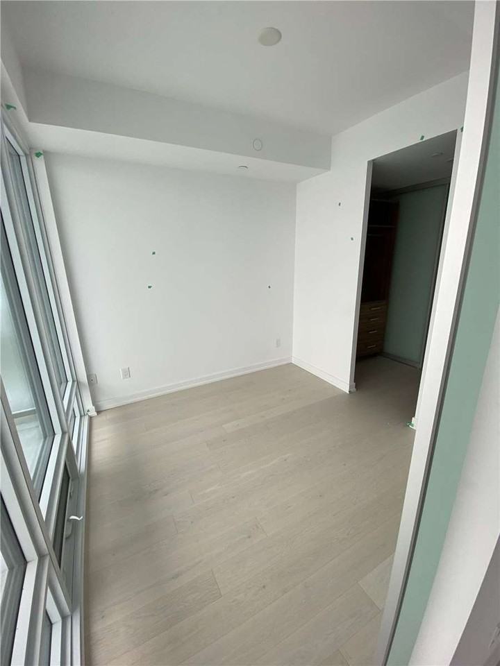 488 Residences Of 488 #1 - Photo 4 of 10