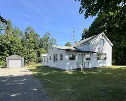 featured image of 904 E Elkhart St
