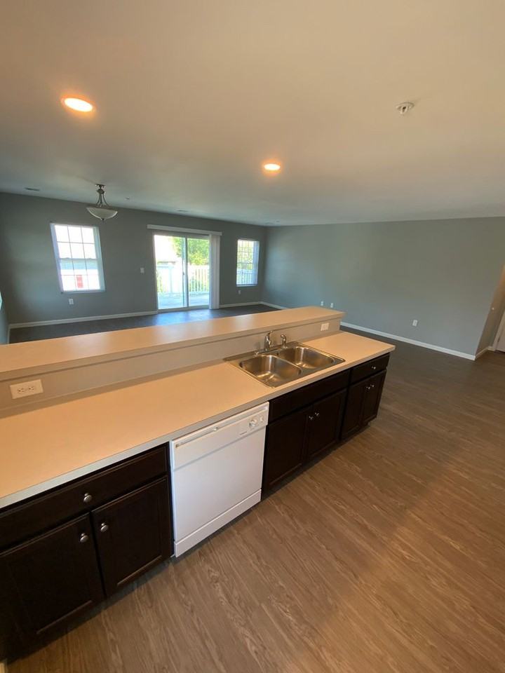 200 LARKSPUR LANE - Photo 2 of 22