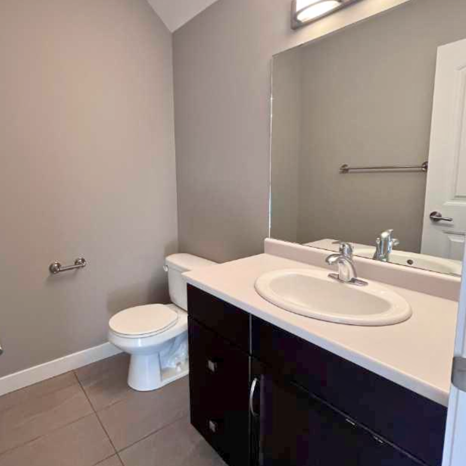 8823 96 Ave - Photo 5 of 15