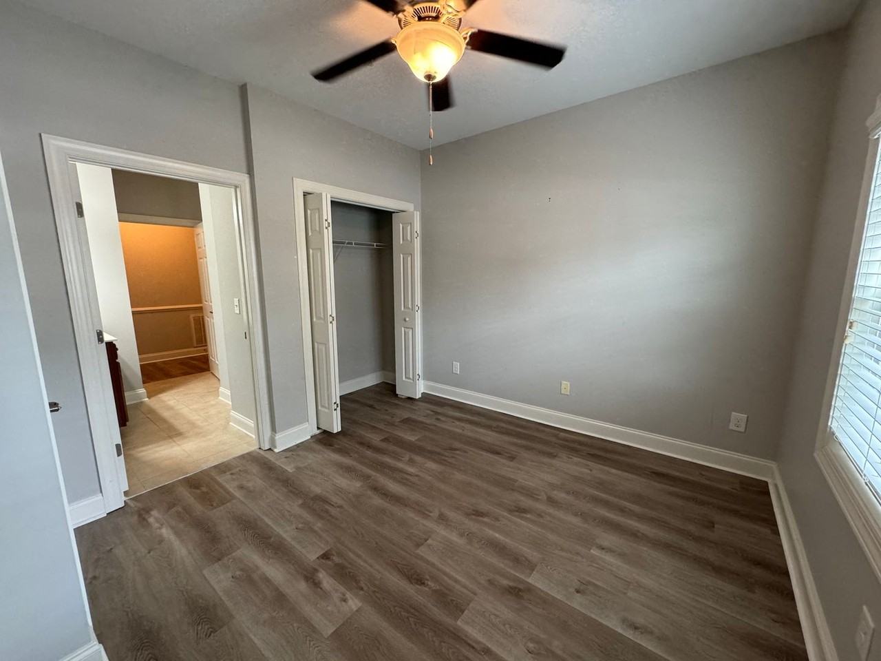 321 Gallery Dr - Photo 6 of 8