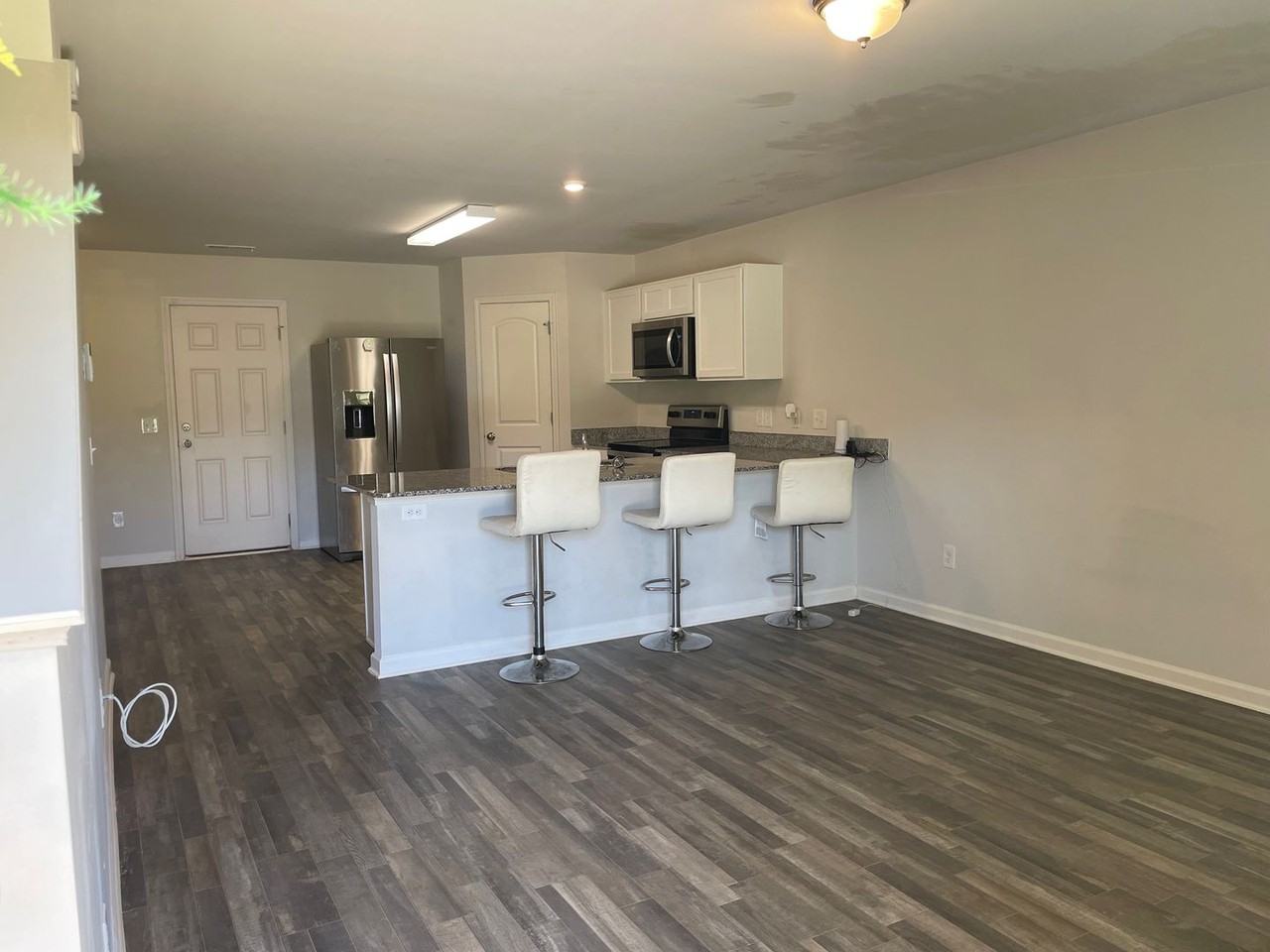 1501 Robins Nest Dr - Photo 3 of 29