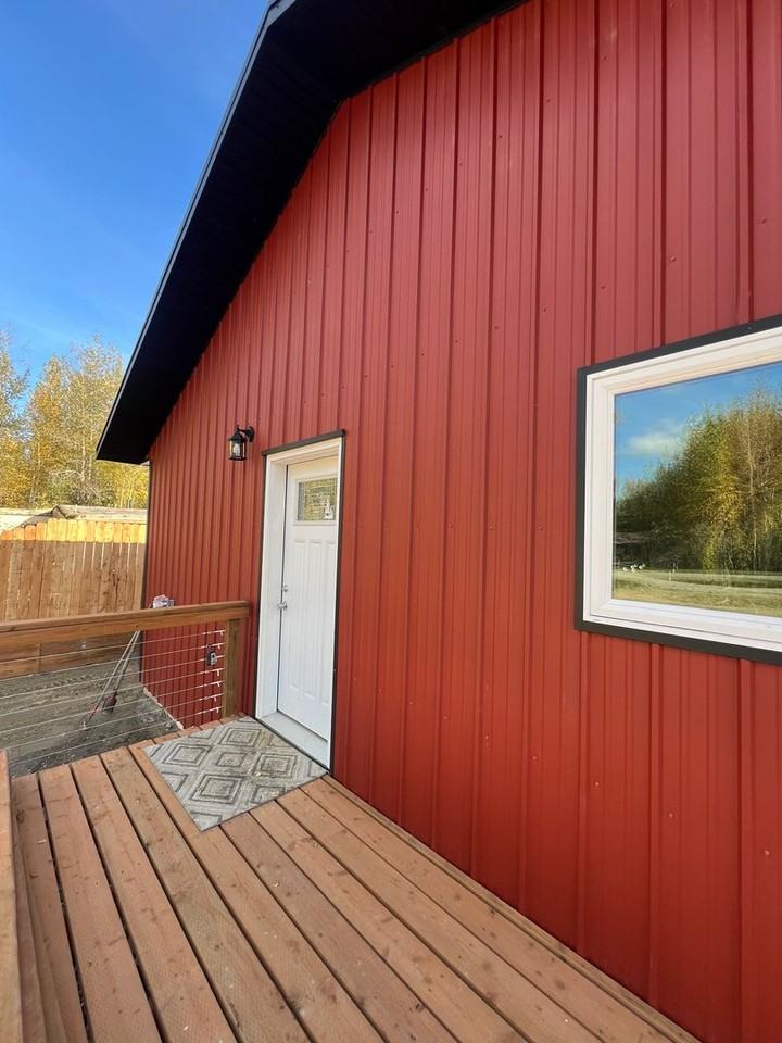 4475 Lauesen Ave - Photo 2 of 10