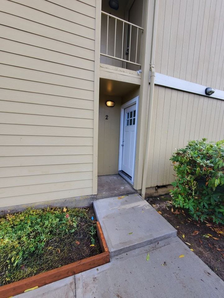 JJL-655 - Photo 2 of 18