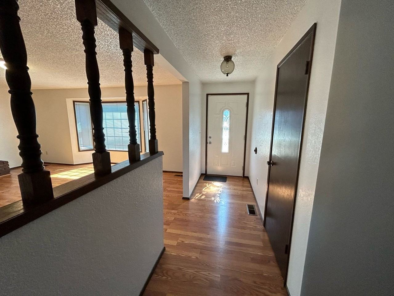 4105 126th Place Northeast - Photo 3 of 12