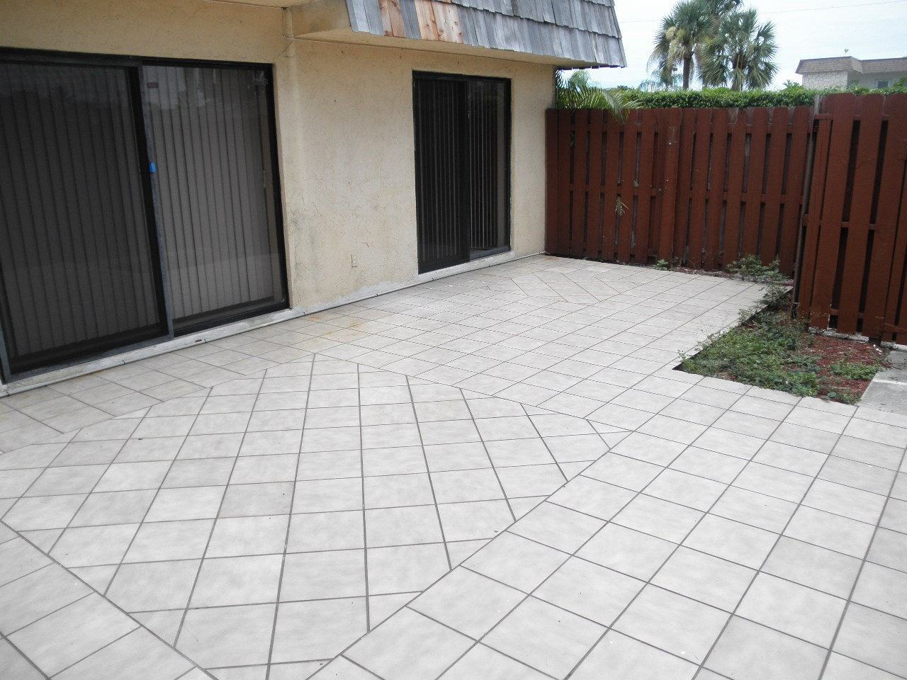 584 Springdale Circle - Photo 2 of 13