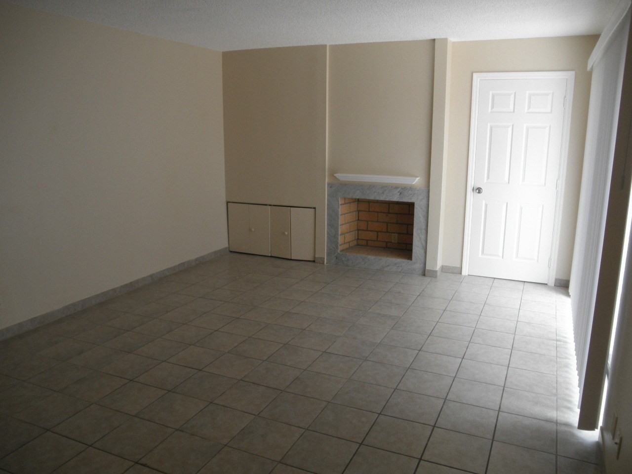 584 Springdale Circle - Photo 3 of 13