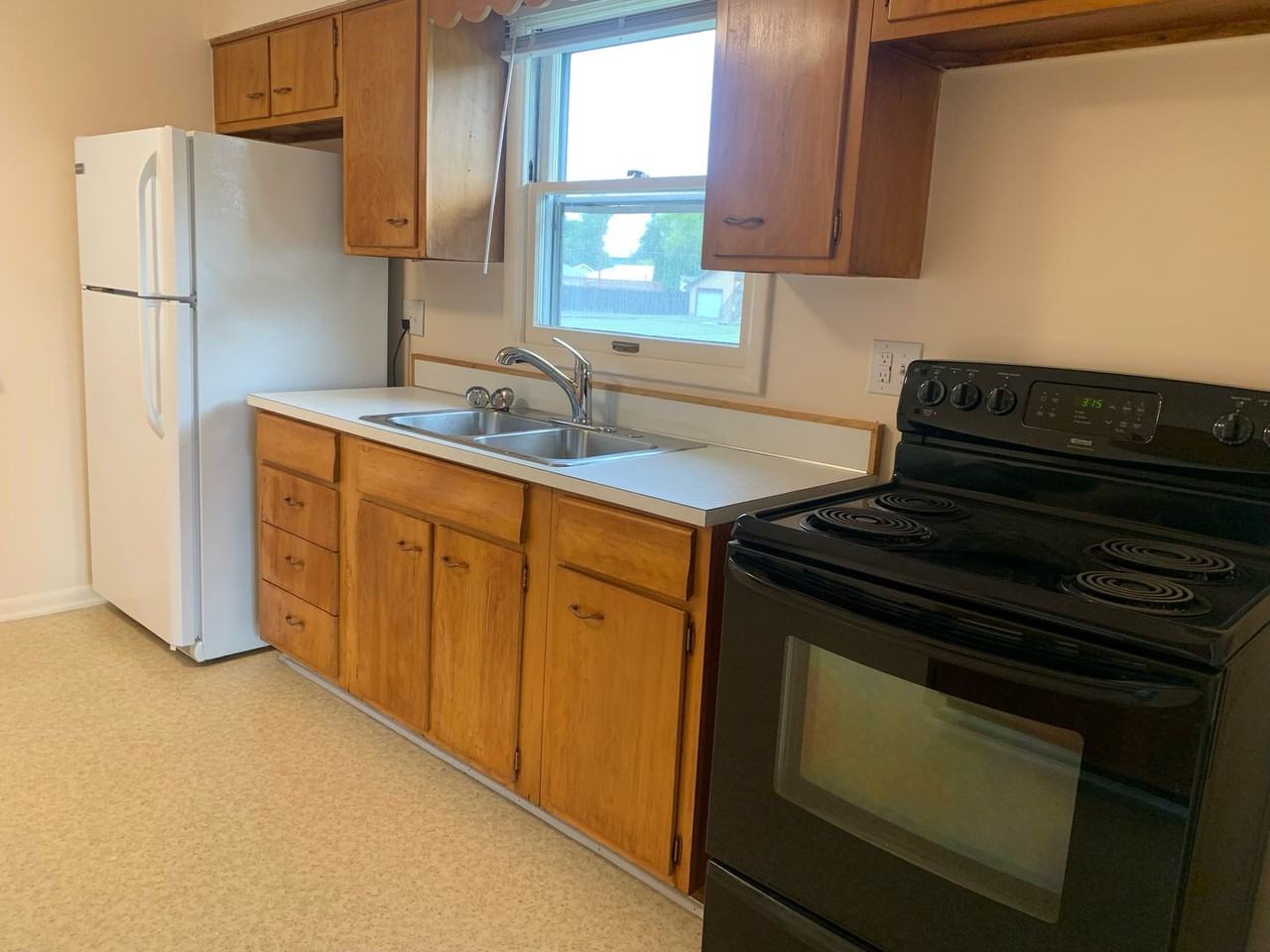 4402 Phillip Street - Photo 3 of 17