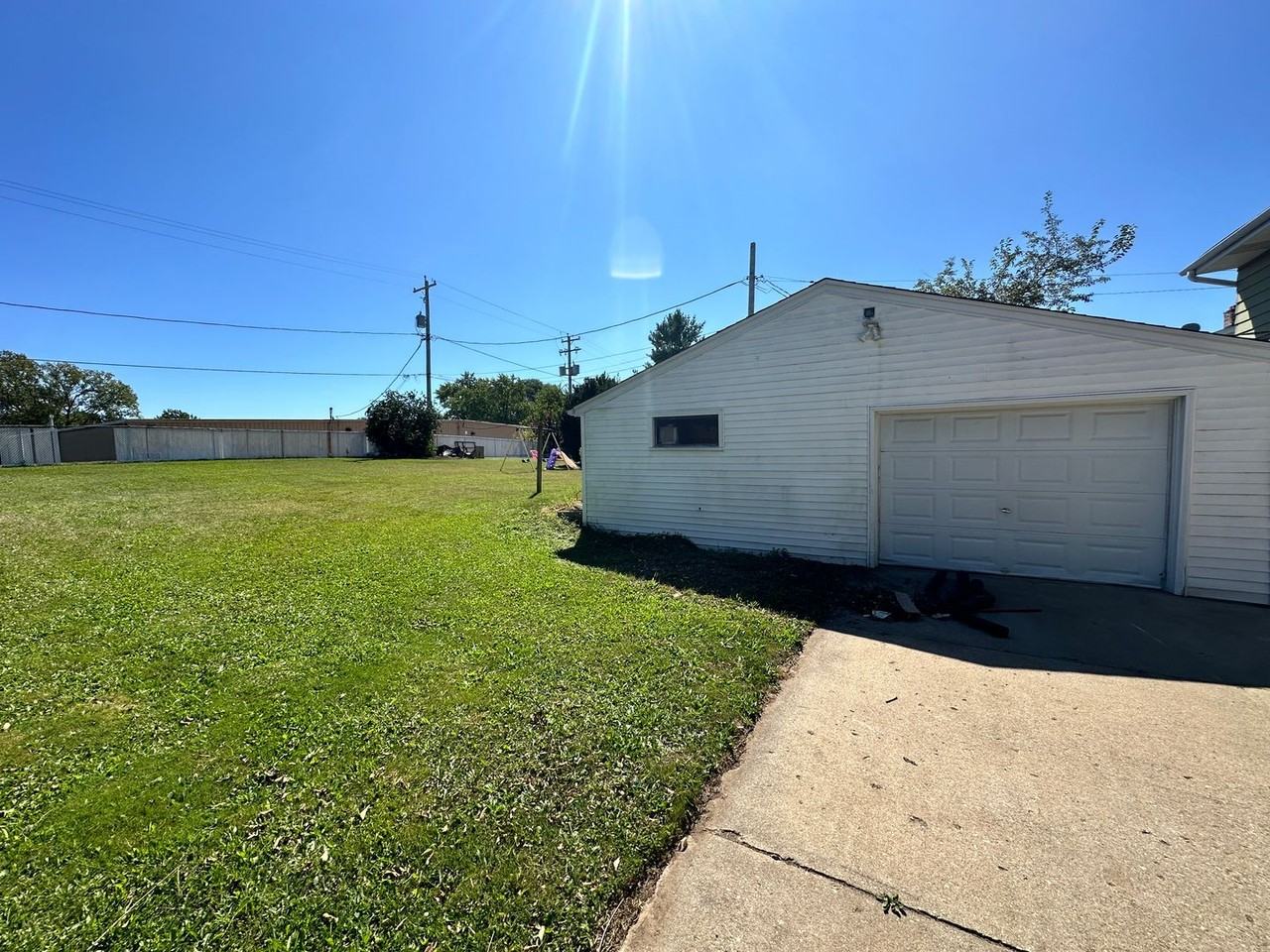 1603 - 1605 S Prairie Ave - Townhouse - Photo 3 of 13