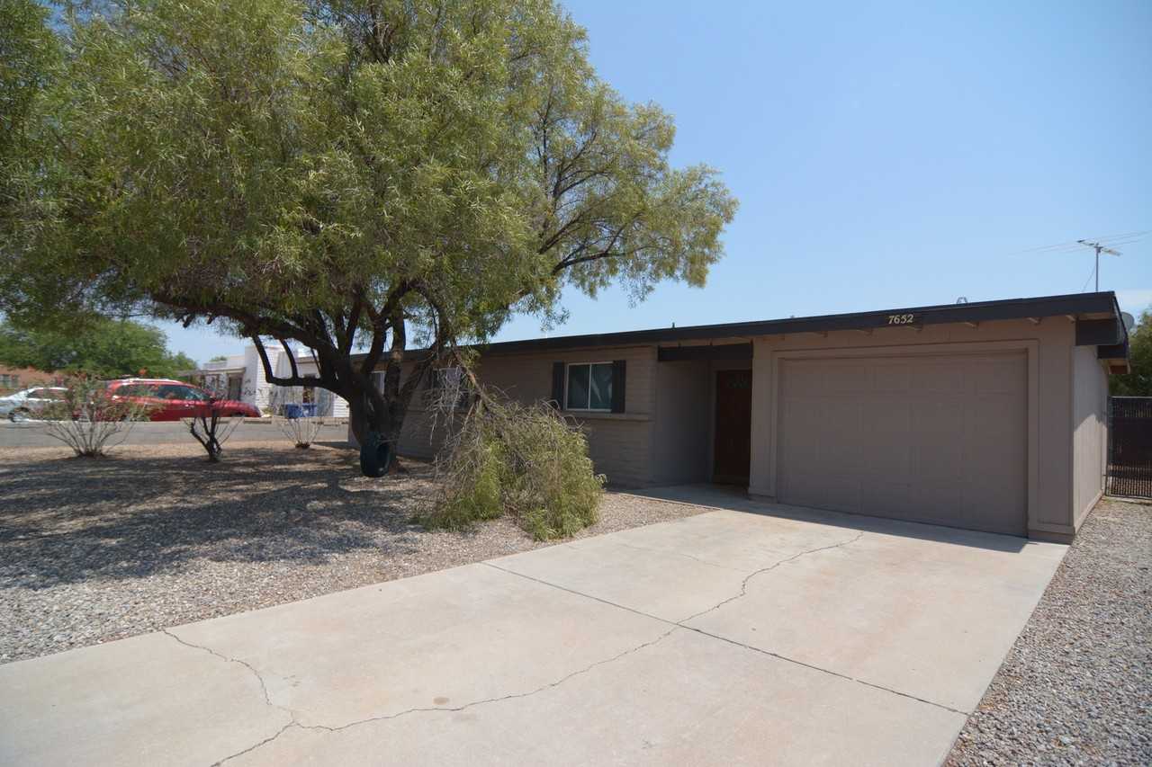 7652 E Stella Rd - Photo 2 of 19