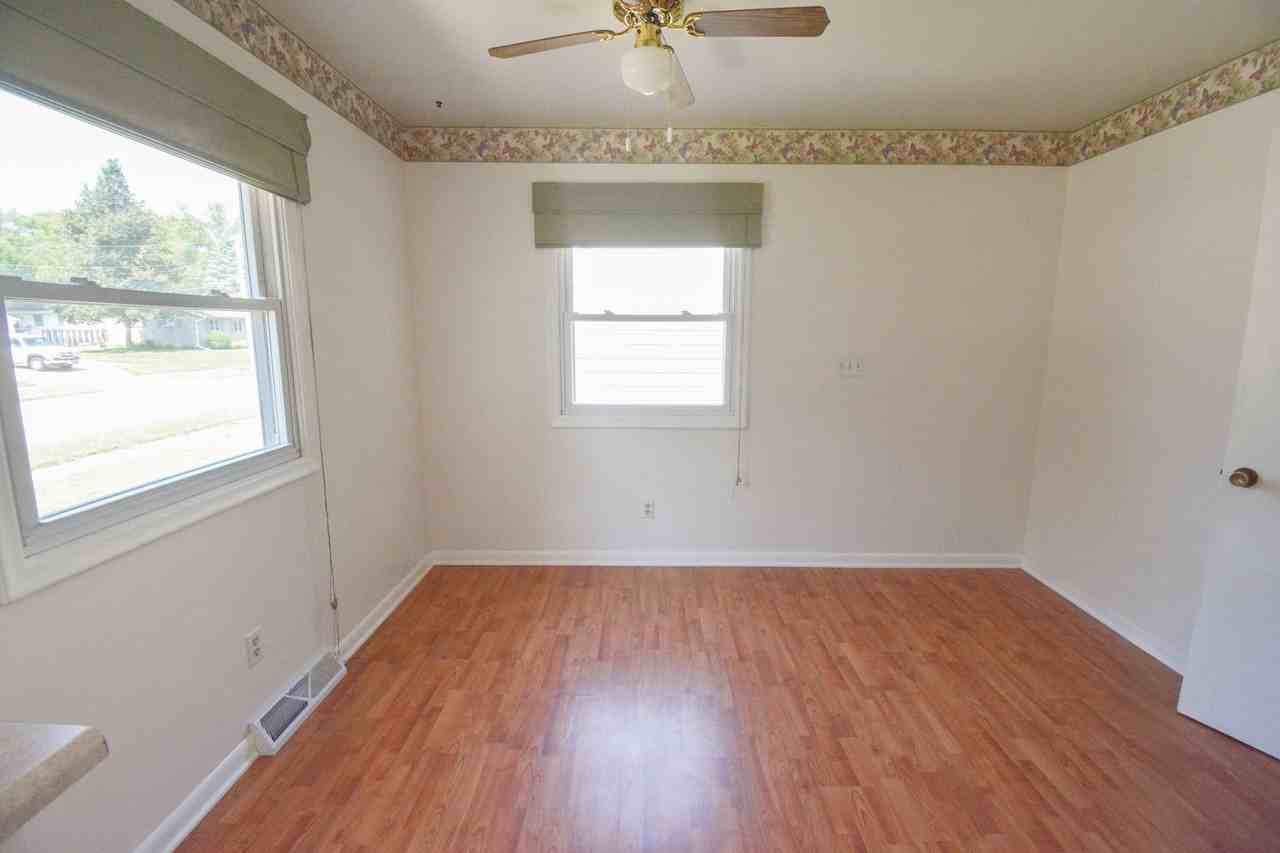 172 37th Ave Nw - Photo 4 of 21