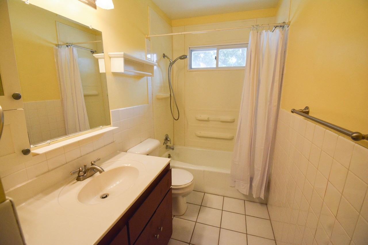 172 37th Ave Nw - Photo 7 of 21