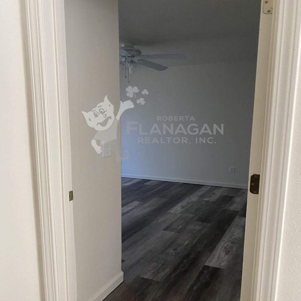 2103 Kennedy Ct - Photo 6 of 8